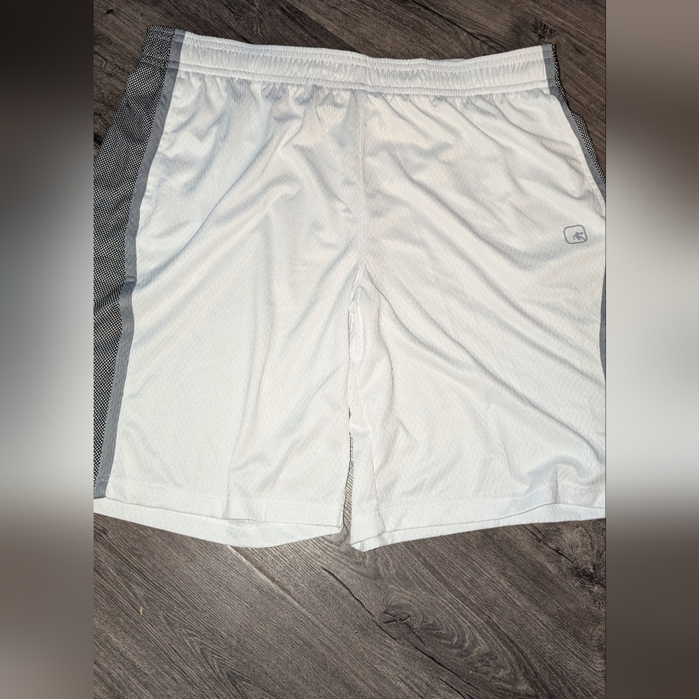 AND1 Men's Shorts NWT